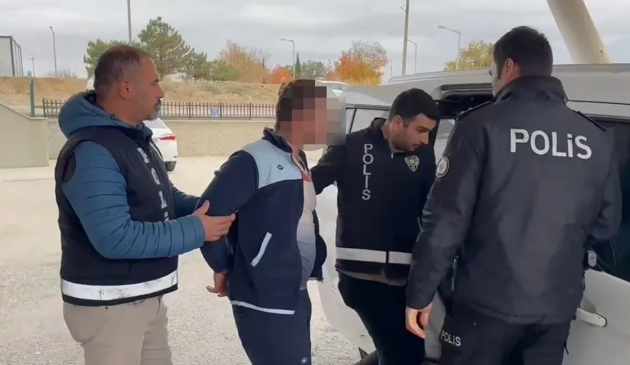 Anne ve babasını öldürmüştü, mahkeme kararı yüreklere su serpti!