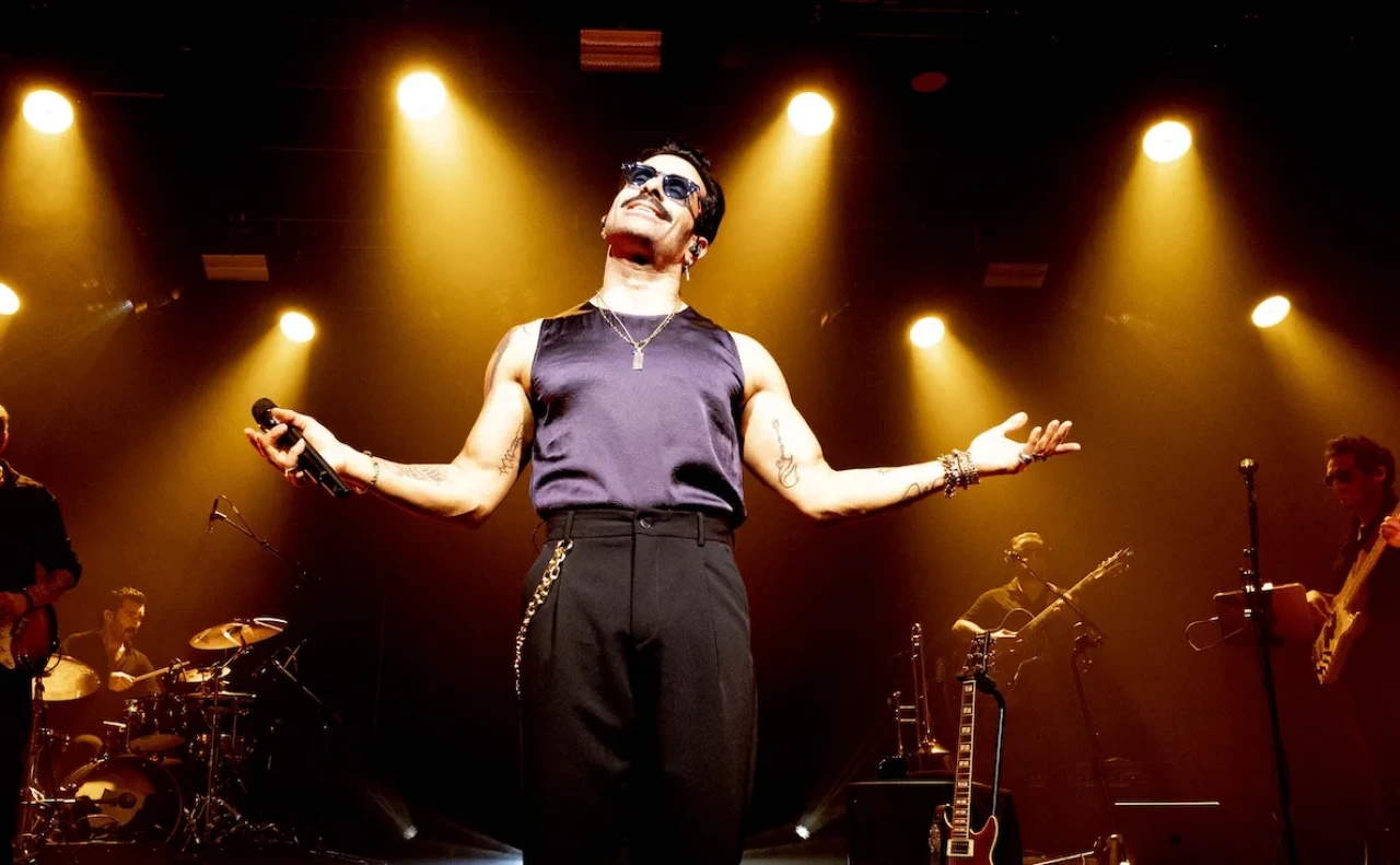 Avrupa Gökhan Türkmen'e doydu: 5 şehirde kapalı gişe zaferi