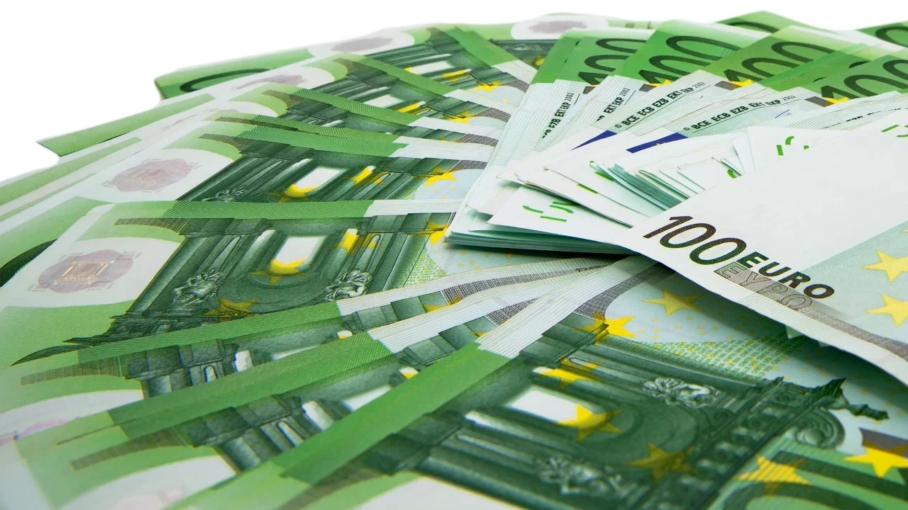 Dolar ve Euro yeniden yükselişte: 24 Ekim 2025 döviz kurları güne hızlı başladı!