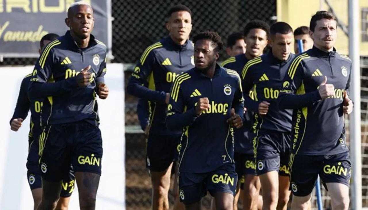 Fenerbahçe, Karagümrük maçına hazır! Tedesco’dan yoğun tempo