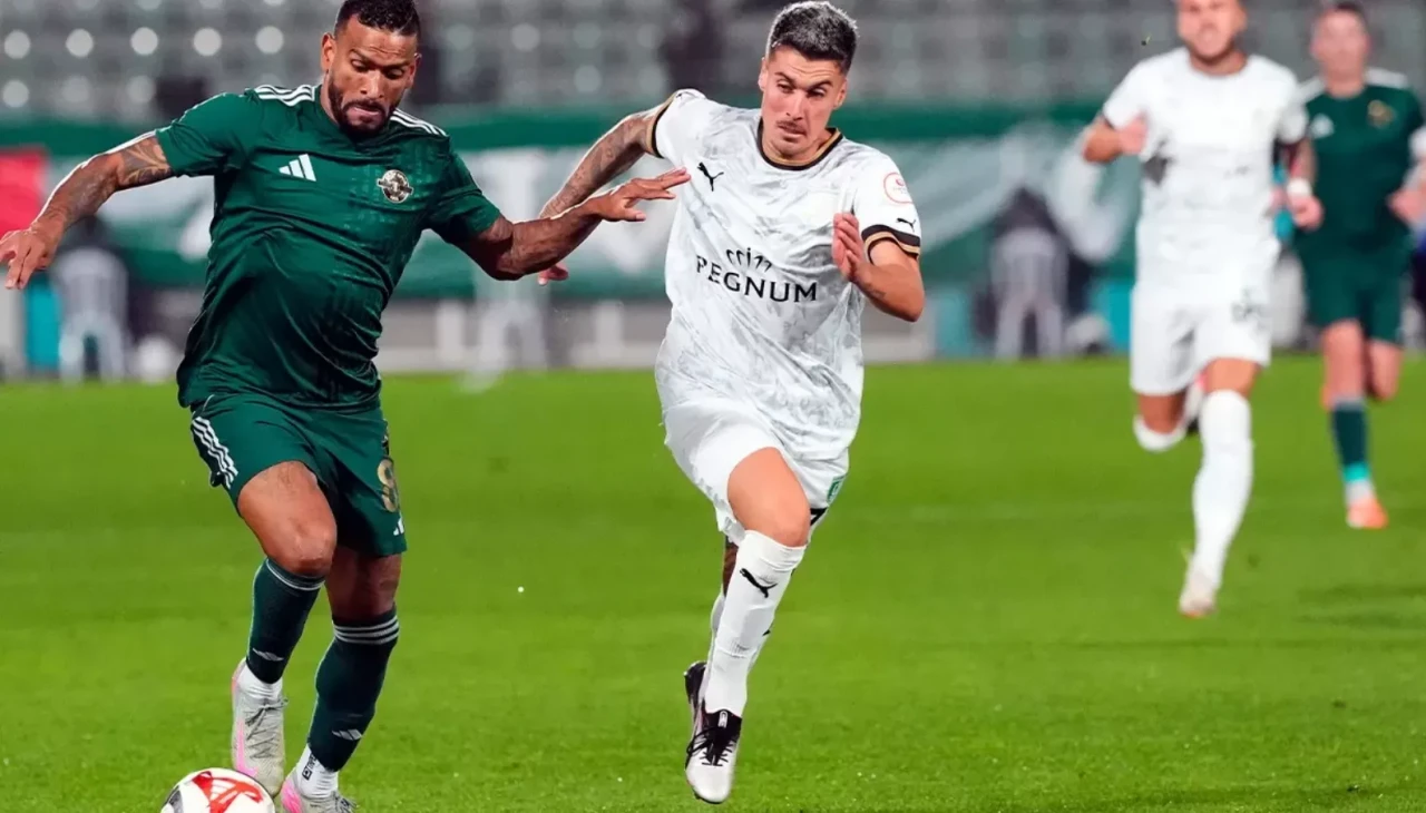 Bodrum FK, zirveden taviz vermedi: İstanbul deplasmanından lider döndü