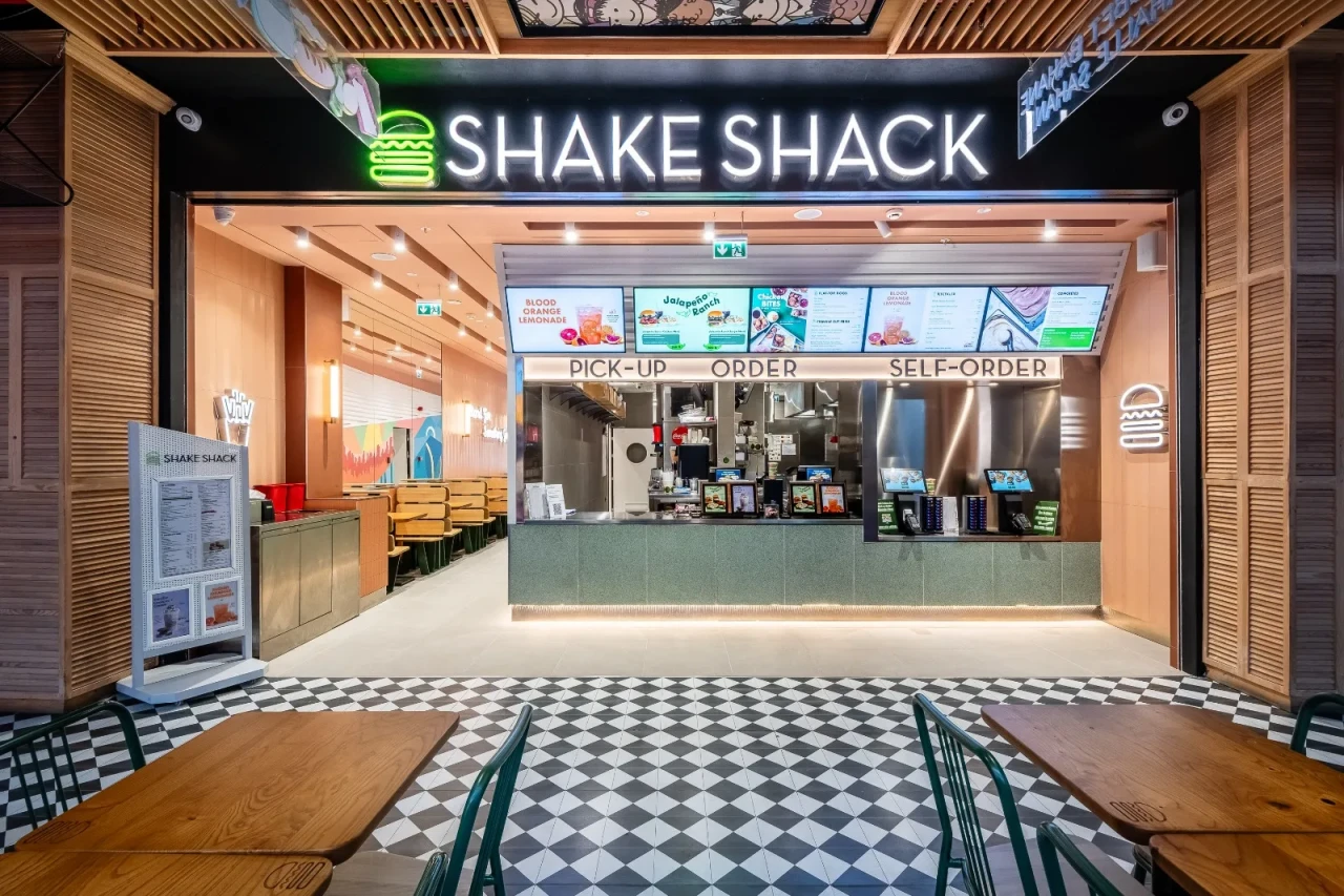 Shake Shack, Türkiye’deki ilk small konsept mağazasını Kozyatağı City’s’de açtı