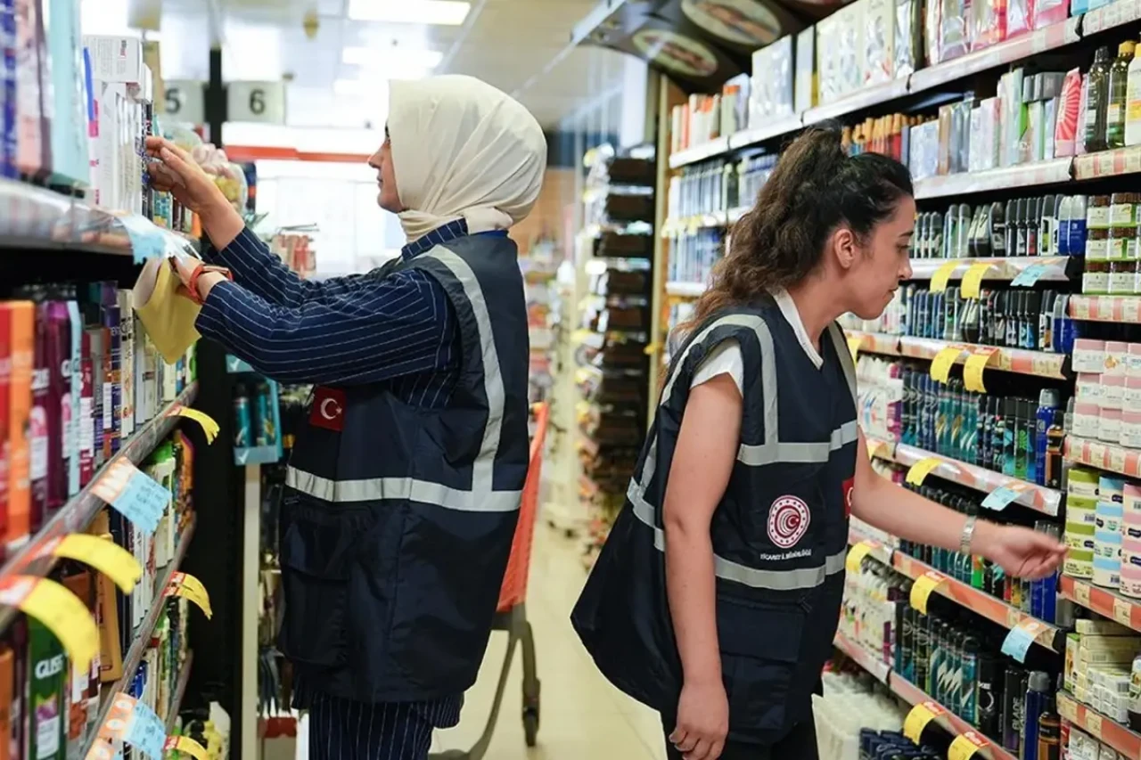 Etiketlerde yeni zorunluluk: Karar Resmi Gazete’de!