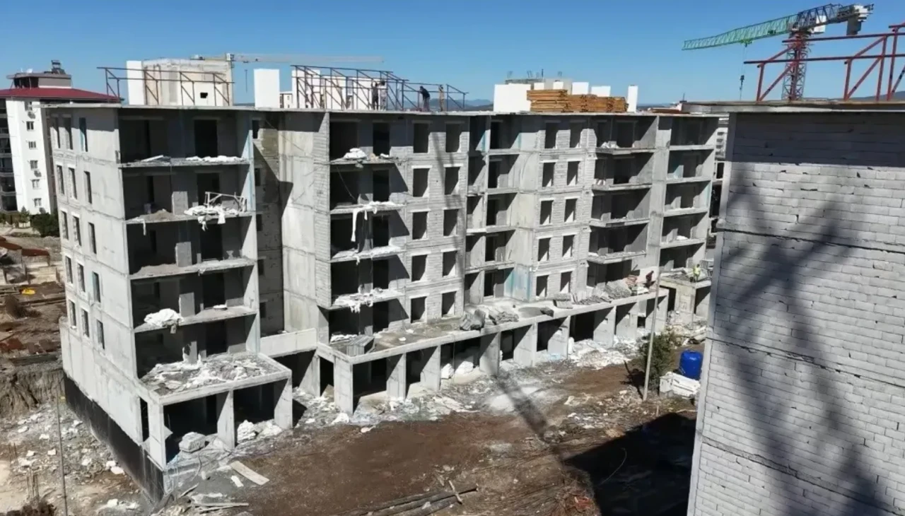 Depremin yaraları sarılıyor: Osmaniye’de yeni konutlar hızla yükseliyor!