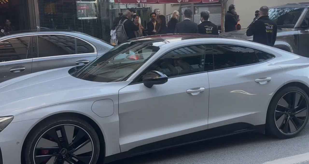 Mehmet Ali Erbil'in eşine aldığı iddia edilen milyonluk düğün hediyesi: Nişantaşı'nda o anlar!