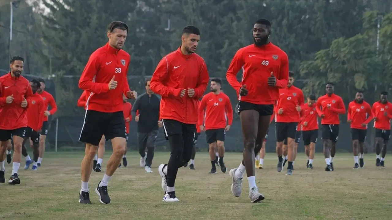 Hatayspor Erzurumspor saat kaçta, nereden izlenir? Haftanın açılış karşılaşması