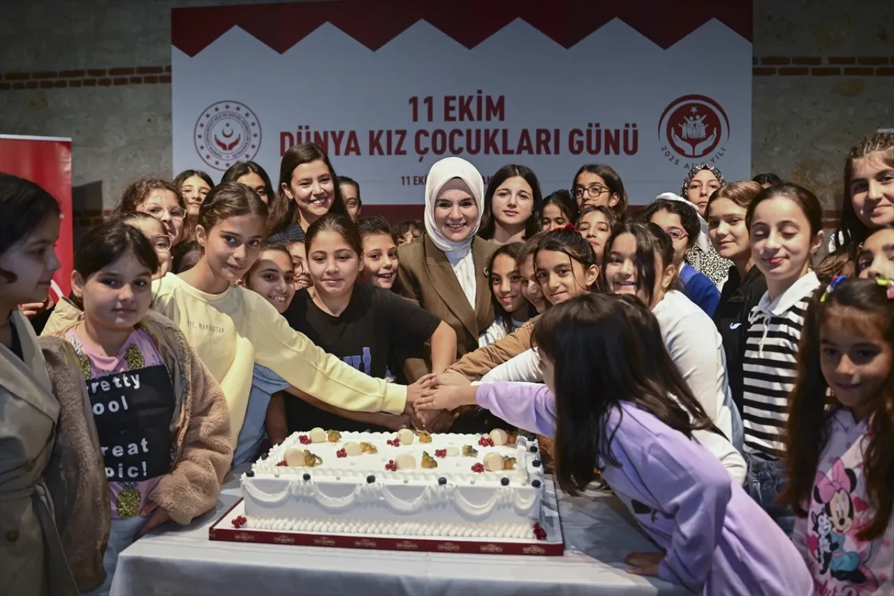 'Dünya Kız Çocukları Günü’nde Bakan Göktaş’tan geleceğe umut dolu mesajlar!