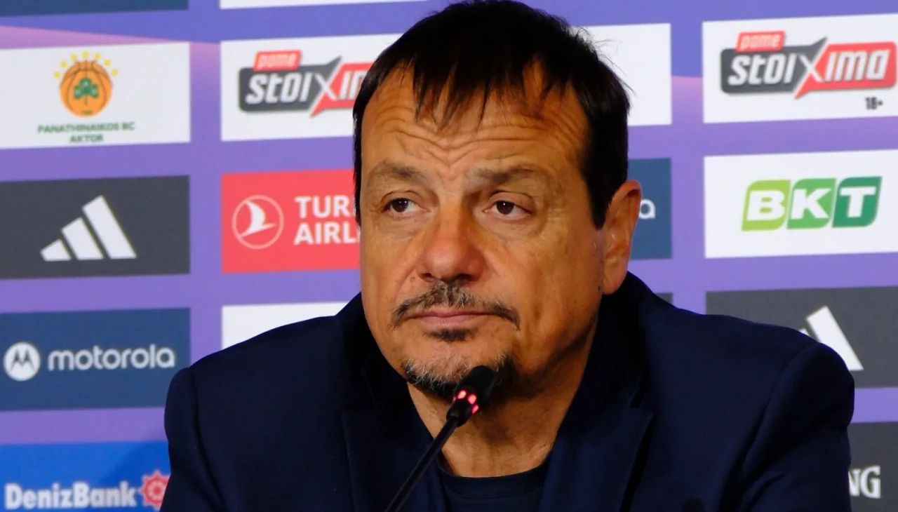 Ergin Ataman’dan hakemlere sert tepki: 'Basketbol sahasında güreş yapıyorlar!'
