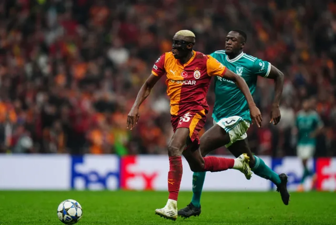 Victor Osimhen Beşiktaş derbisinde var mı, oynayacak mı, kadroda var mı? Liverpool maçı sonrası kritik saatler