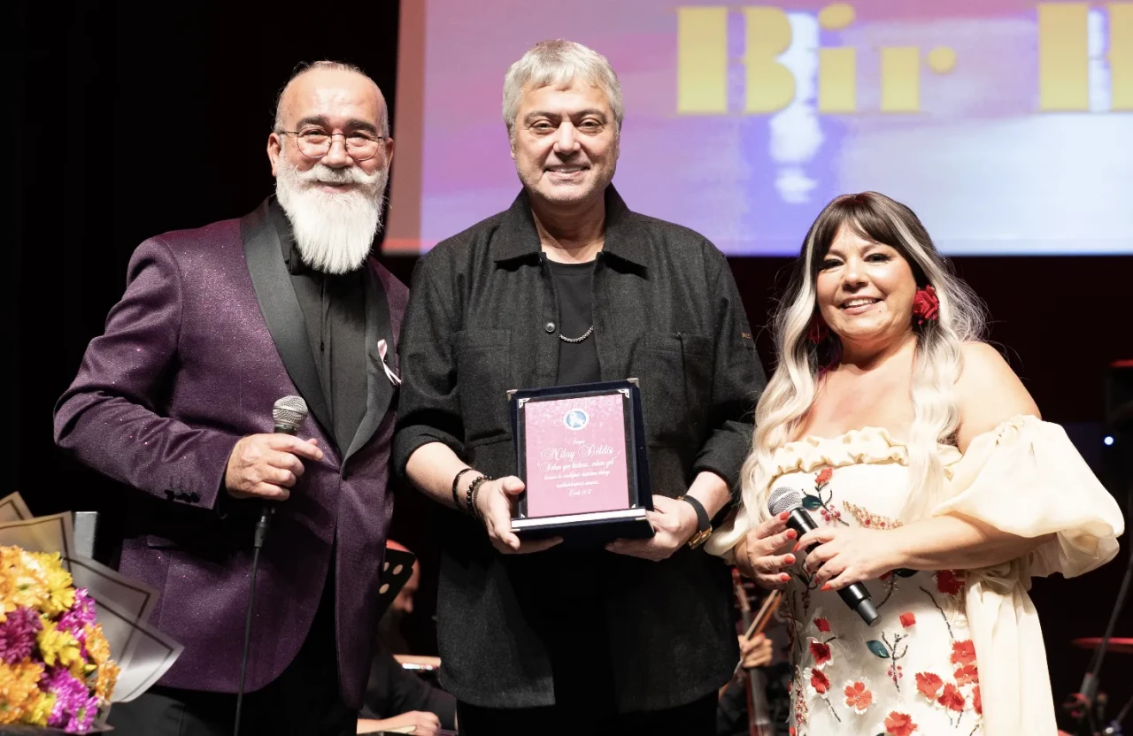 Cengiz Kurtoğlu sahnede! Bu konser sadece müzik değil, hayat kurtaran bir çağrıydı