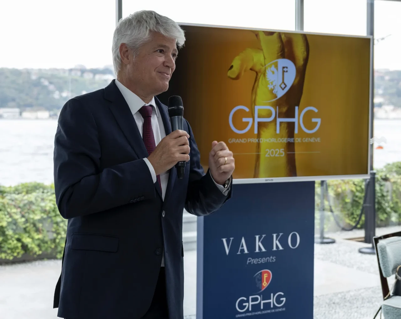 Boğaz’da tarihin en pahalı geçidi: Yüz milyonluk saatler istanbul’da!