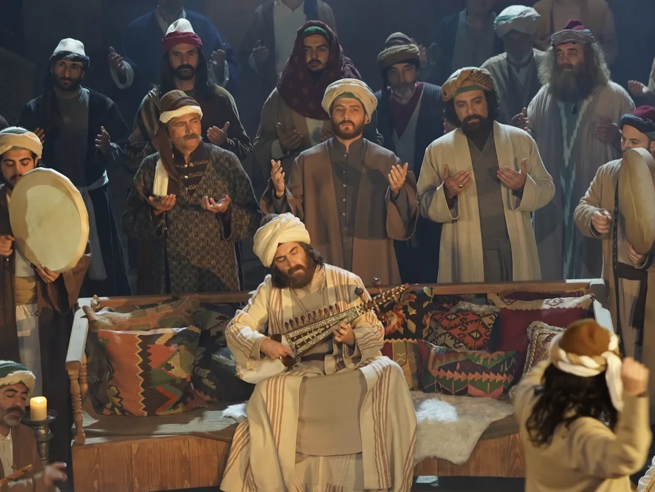 Mevlana'nın sır perdesi aralanıyor: Mest-i Aşk 17 Ekim'de beyazperdede