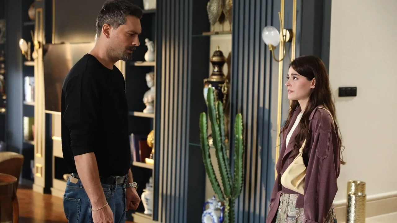 Aynadaki Yabancı 6.Bölüm Fragmanı Yayın Saati Belli Oldu, Defne Yaklaşıyor Geçmiş Peşinde!