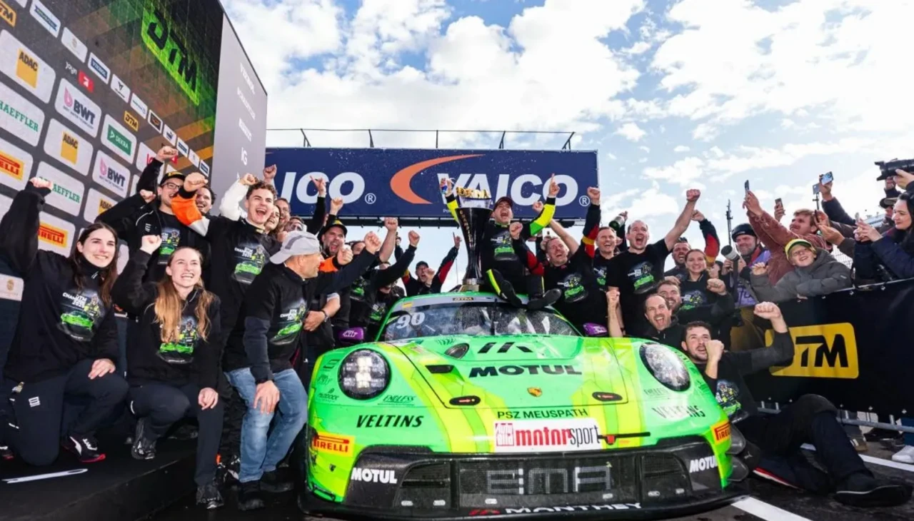 Türk bayrağını zirveye taşıdı: Ayhancan Güven'den efsanevi zafer