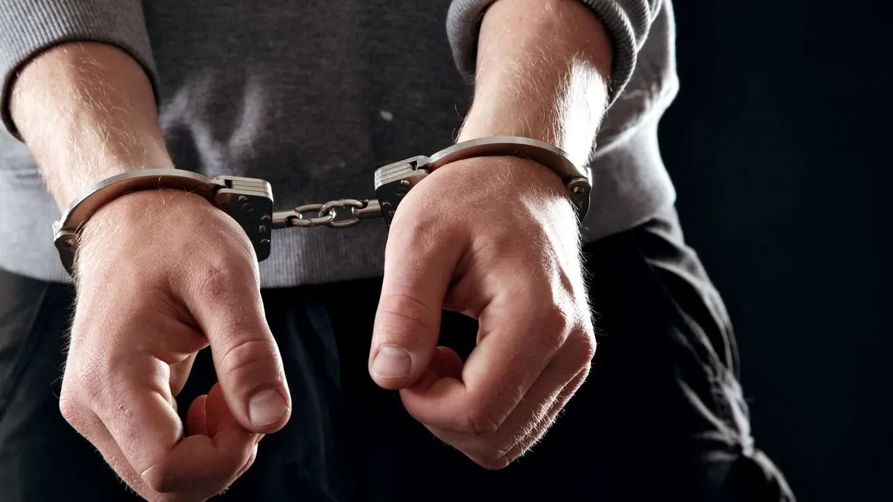 İstanbul’da müebbet cezalı firari yakalandı: 9 ayrı suç kaydı ortaya çıktı!