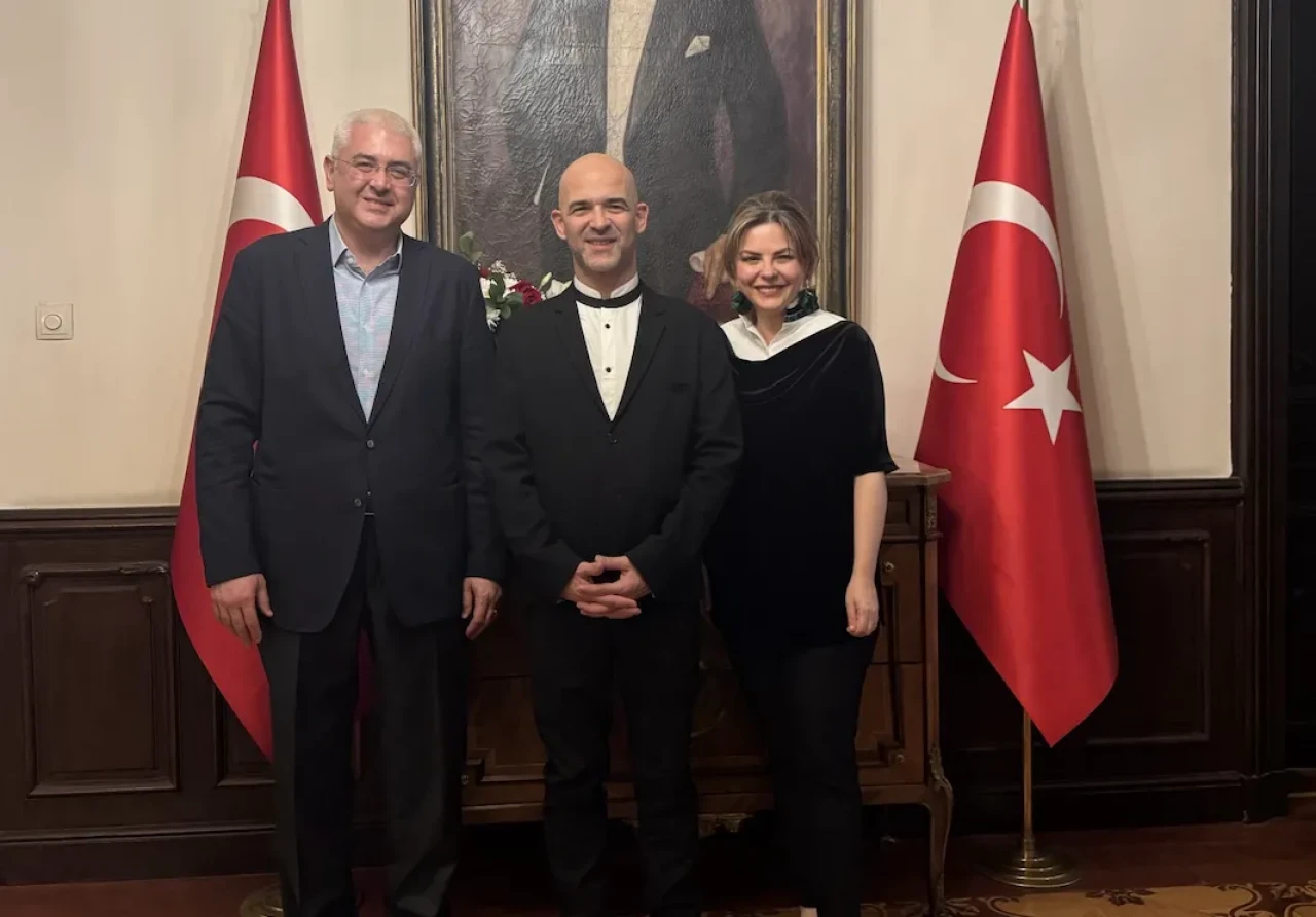 Murat Evgin’den Sofya'da tarihe saygı duruşu: Mustafa Kemal’in izinde