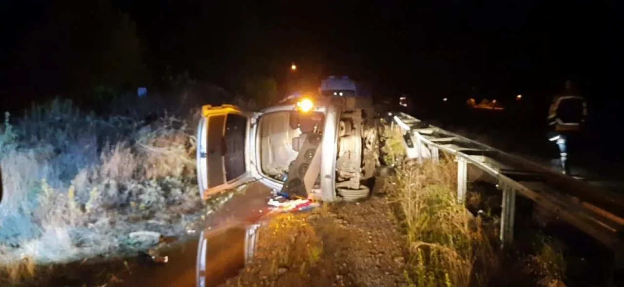 Otoyolda feci kaza: Genç sürücü hayatını kaybetti!