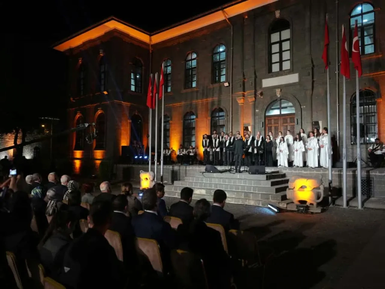 Mezopotamya'nın sesi Diyarbakır'dan yükseldi