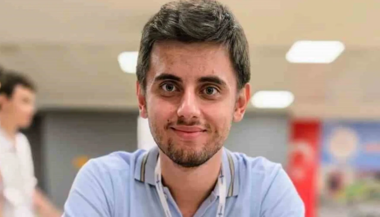 Çeşme’den uluslararası satranç sahnesine: Talat Yıldız CM unvanını aldı