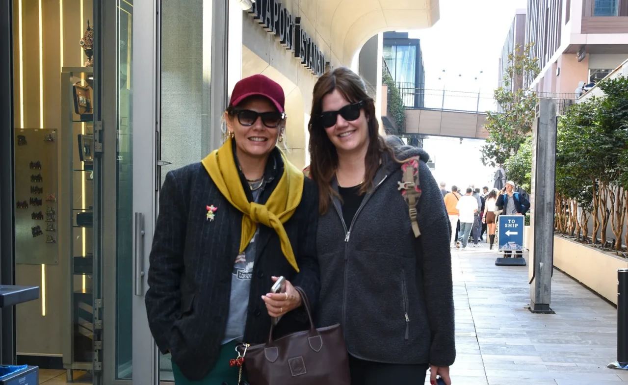 Hem işte hem alışverişte beraberler: Aslı Orcan ve Ferhan Şensoy Galataport’ta