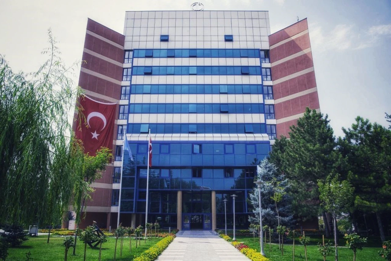 Engelsiz eğitimde Türkiye’nin yüz akı: Anadolu Üniversitesi Açıköğretim Fakültesi