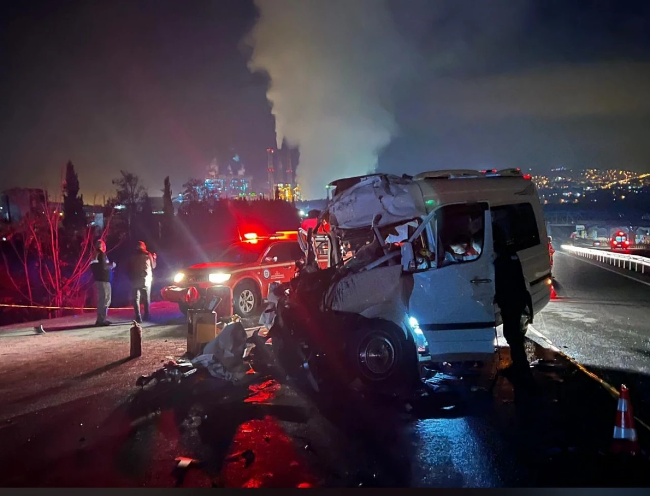 Muğla’da trafik kazası: Sürücüsüz giden tır iddiası inceleniyor!