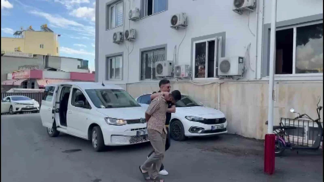 Kendisine polis süsü verip çakarla gezdi 260 bin TL ceza yedi