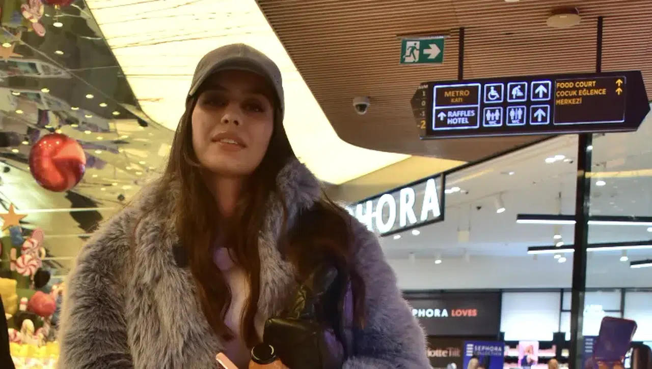 Amine Gülşe yılbaşı festivalinde göz kamaştırdı!