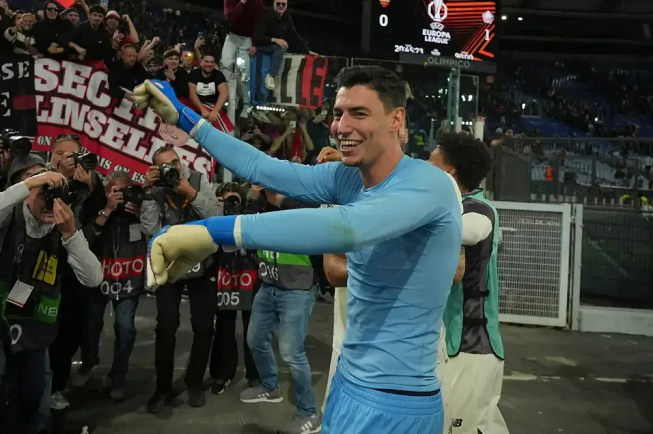 Kızılyıldız Lille maçında milli kalecimiz Sırp ekibine karşı sahada!