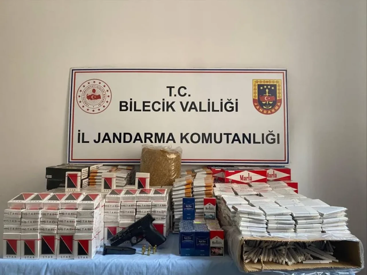 Osmaneli’de gizli depo ortaya çıktı: Jandarma baskınında sır perdesi aralandı!
