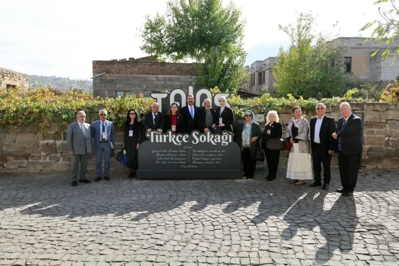 Türk Dünyası yazar ve şairleri Talas’ta buluştu