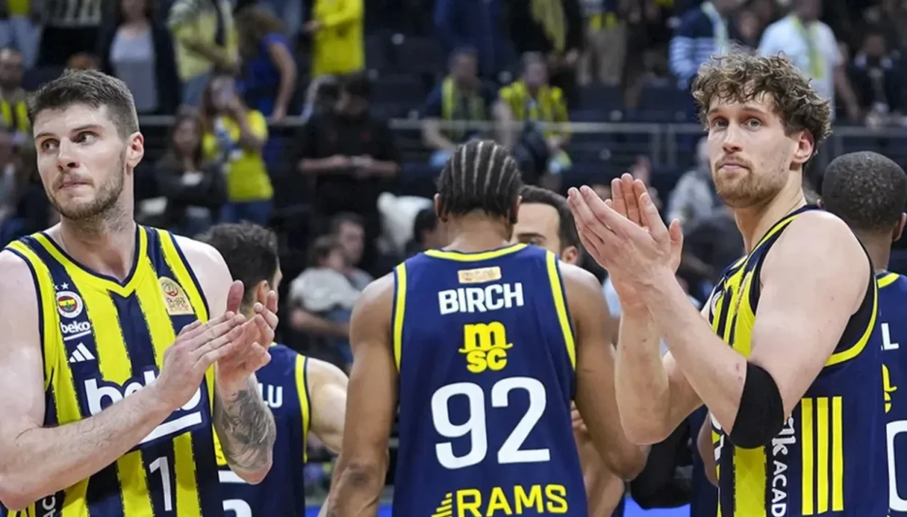 Zirveden uzakta: Fenerbahçe Beko, ASVEL karşısında hataları telafi peşinde
