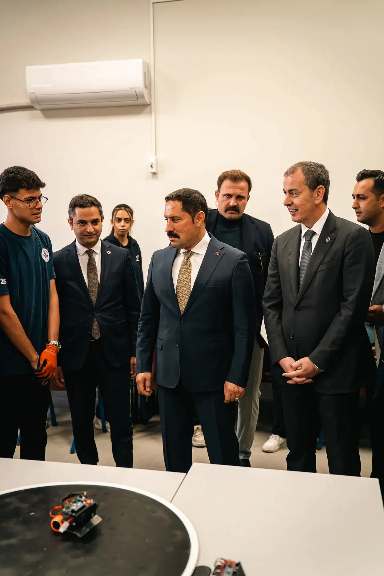 İş Bankası’ndan Hatay’a eğitim desteği