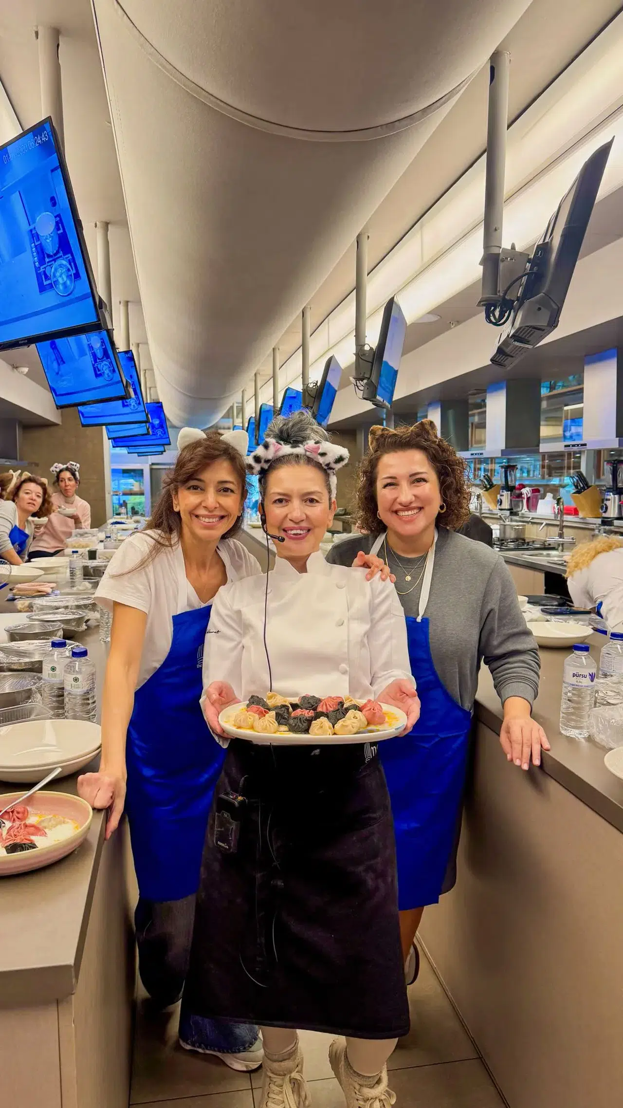 Aydan Üstkanat’tan Sokak Hayvanları İçin Dayanışma Atölyesi