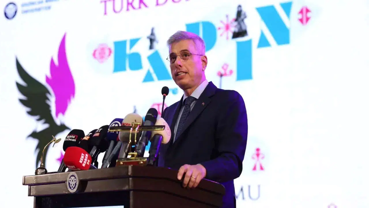 Sağlık Bakanlığı'ndan kadın çalışanlara büyük destek: Kreş ve anaokulu müjdesi