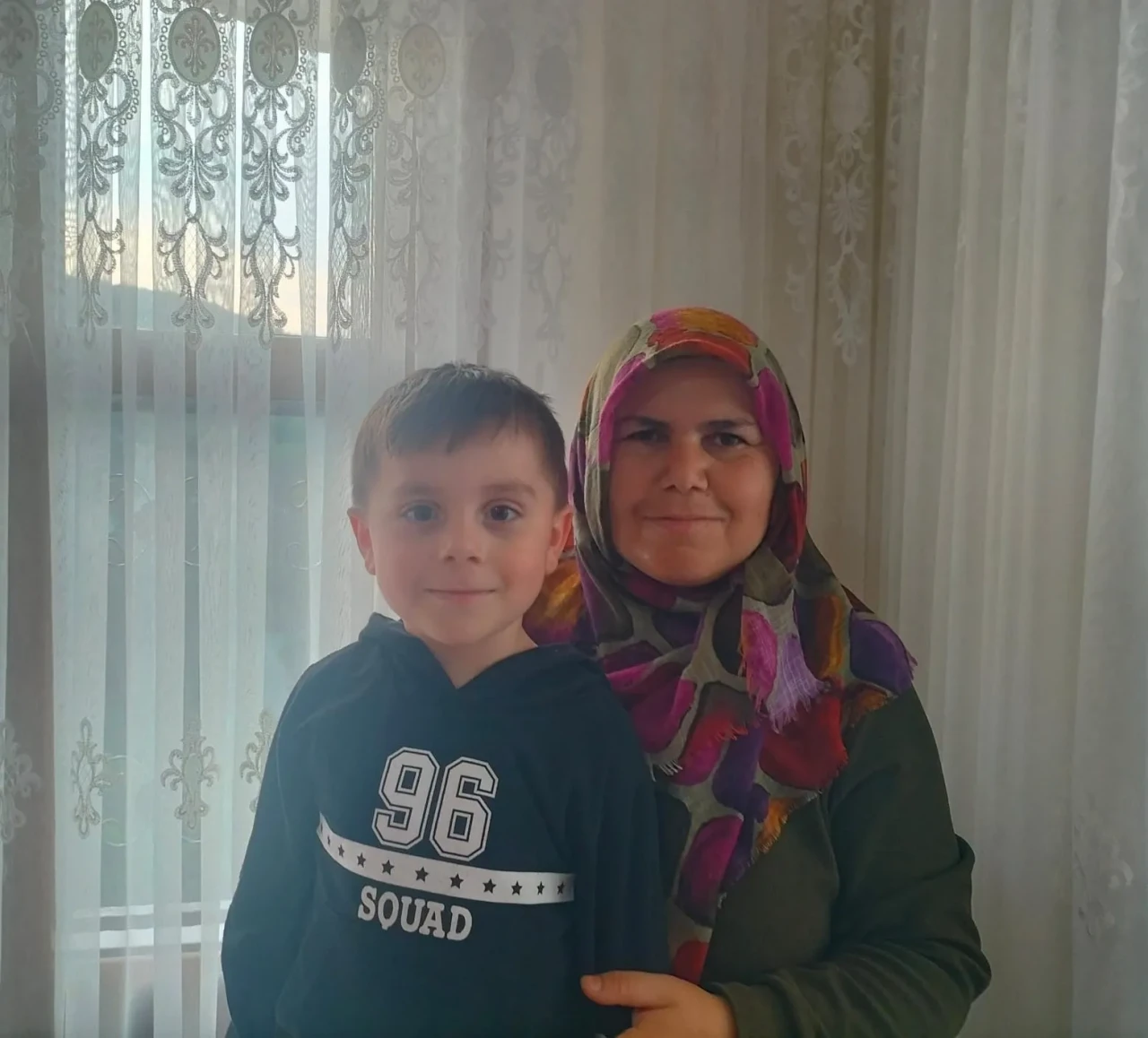 Evden çıktılar, bir daha dönmediler! Anne ve oğul sırra kadem bastı…