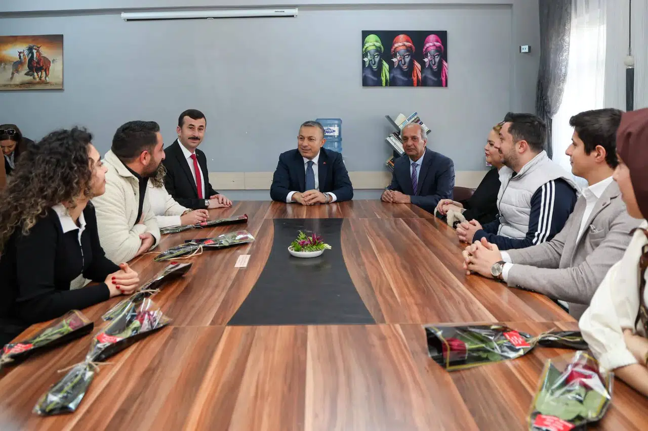 Vali Şahin’den Öğretmenler Günü mesajı kutlamaya farklı bir anlam kattı
