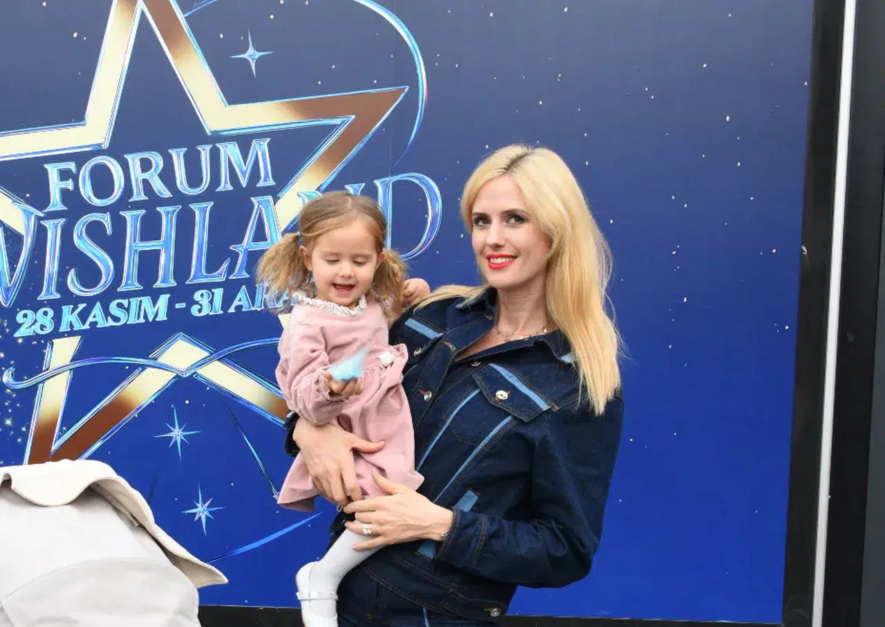 Wilma Elles indirim gününde görüntülendi: ‘İndirimleri takip ediyorum’