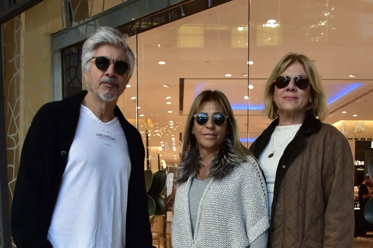 Behzat ve Çiğdem Uygur çifti Yılbaşı Festivali'nde objektiflere takıldı