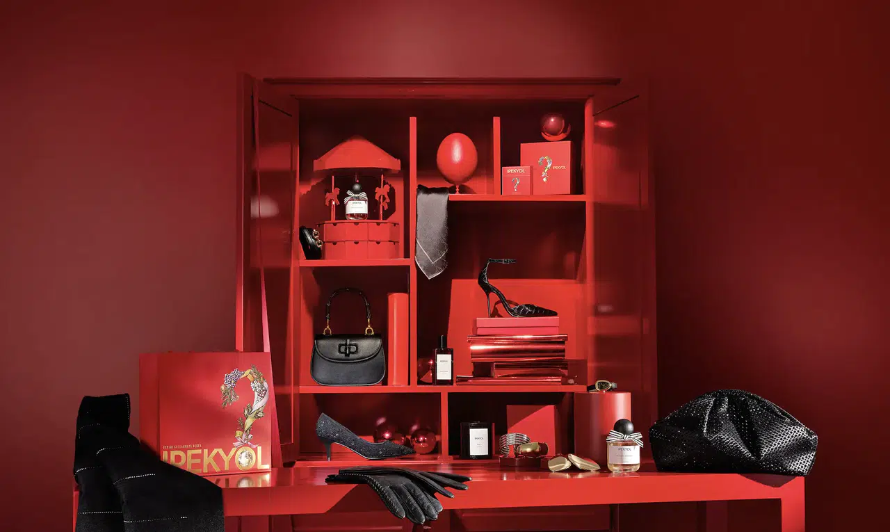 IPEKYOL’dan Yeni Yıl İçin Zamansız Hediye Önerileri: Stil ve Duyular Tek Koleksiyonda