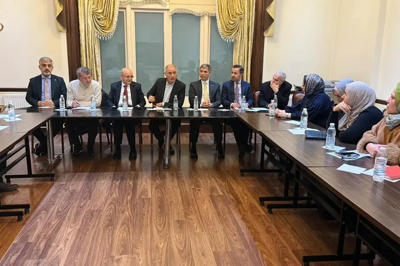 Londra'da konuşan Bakan Şimşek: Bütçede arzuladığımız noktadayız