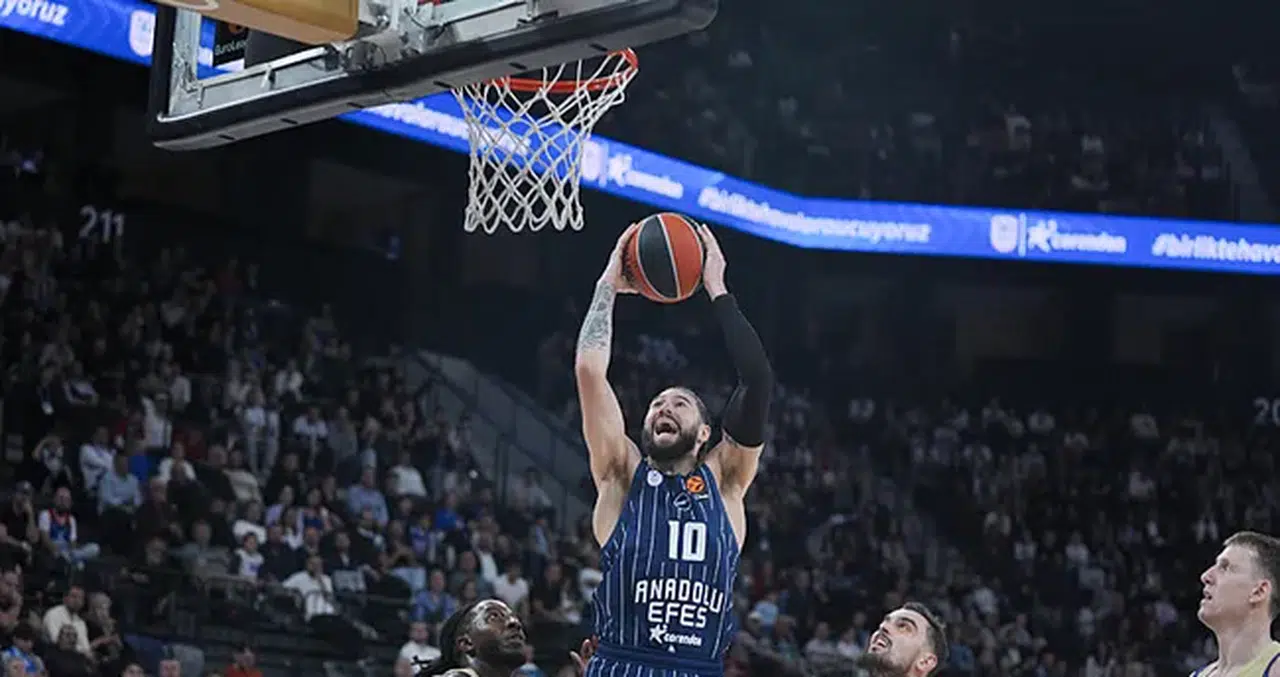 Tribünleri coşturan geri dönüş: Efes’ten Avrupa’ya güçlü mesaj!