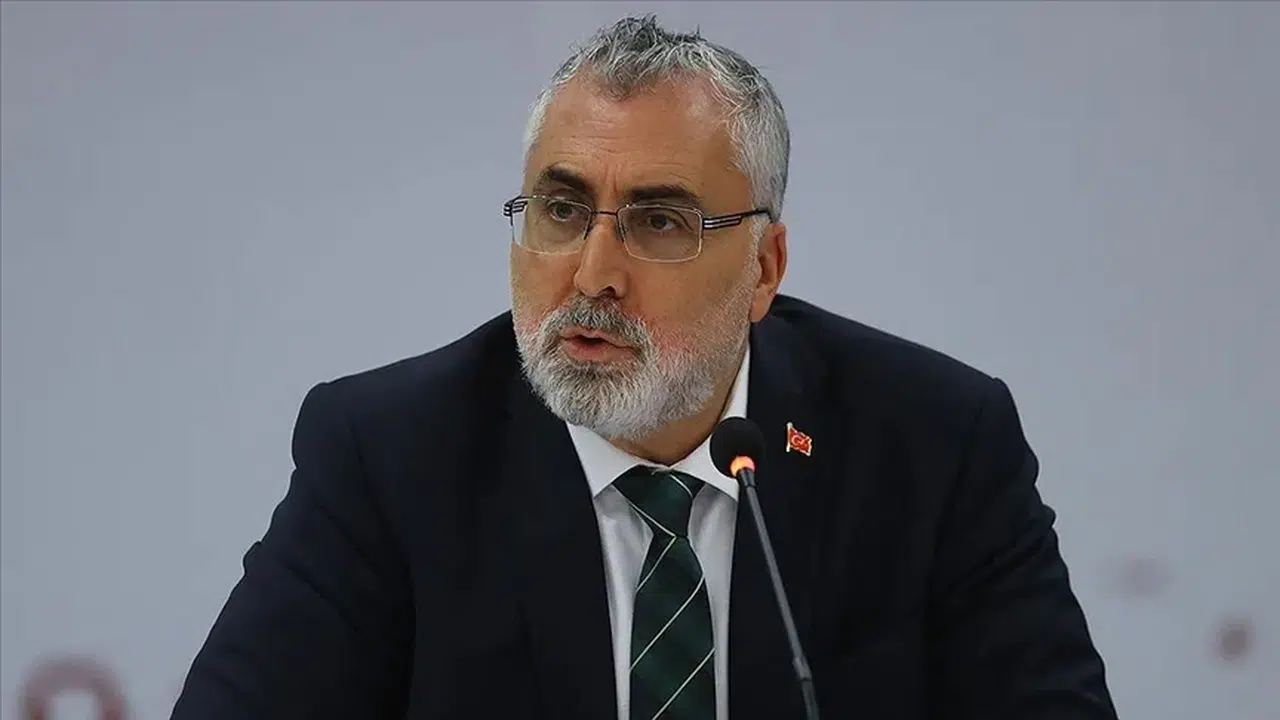 Bakan Vedat Işıkhan'dan asgari ücret mesajı