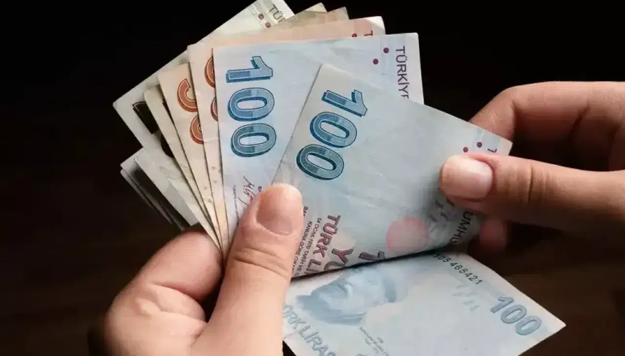 Emekli maaşlarında gözler Ocak ayında: 2026 zammı ve enflasyon masada!