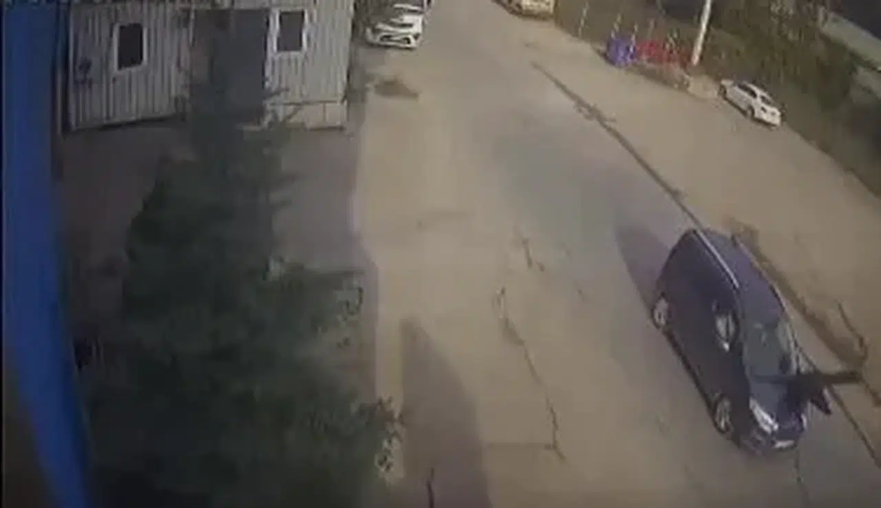 Bir saniye yetti... Ereğli’de yaşlı adamın hayatı tehlikeye girdi!