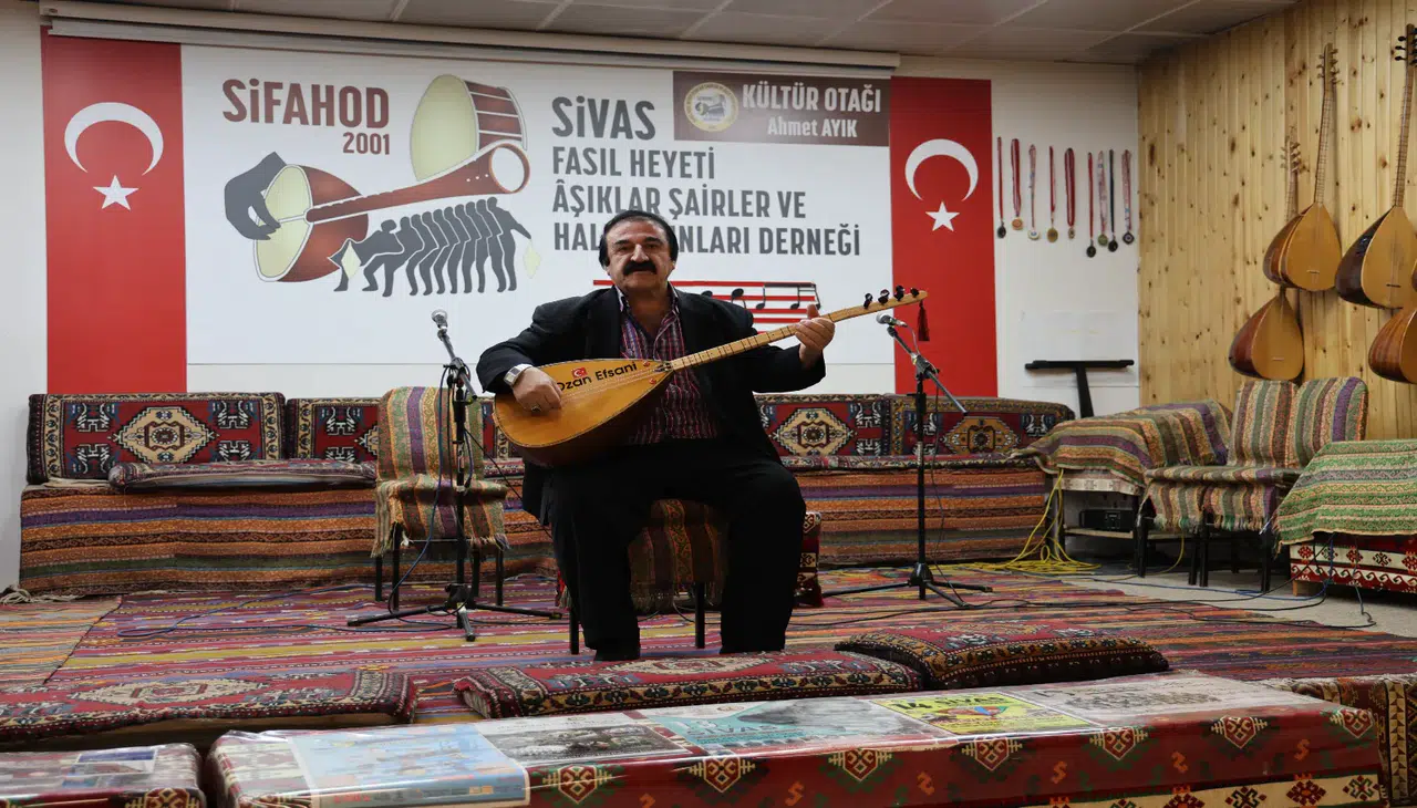 Yapay zekanın eli şimdi de Sivas türkülerinde! Ustalar kültürün çizgiden taştığını söyleyip uyarıyor