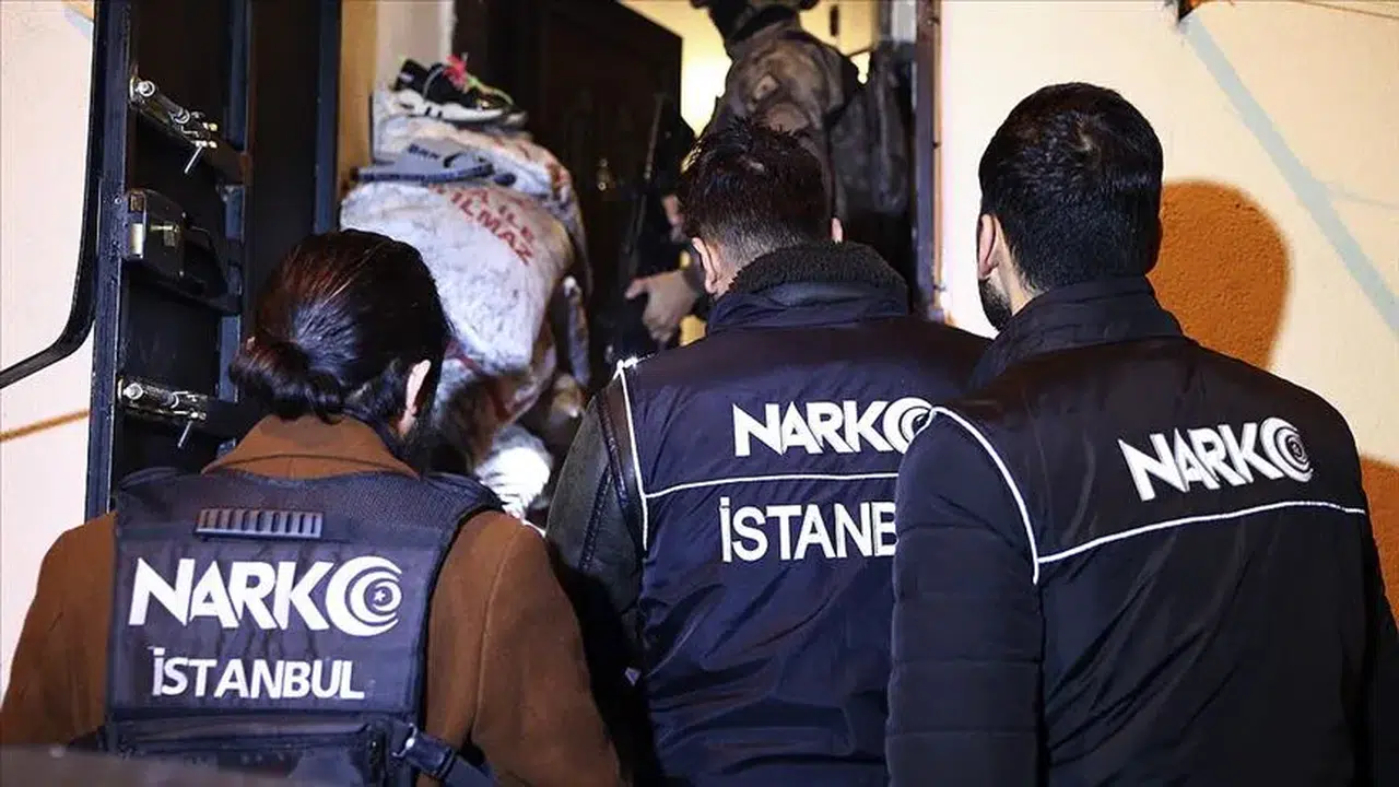 Narkotik ekipleri düğmeye bastı! O evler cephanelik gibi çıktı