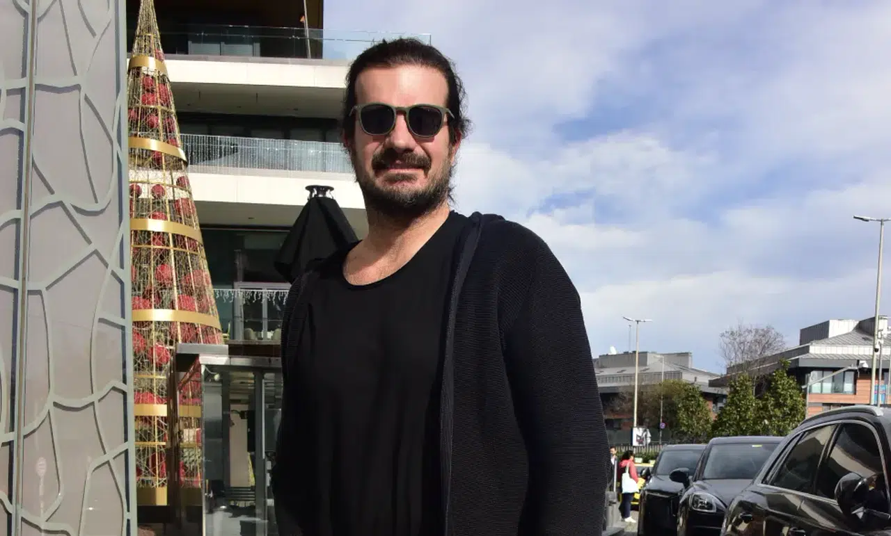 Alışveriş turunda görüntülendi! Hakan Hatipoğlu’ndan yılbaşı yorumu