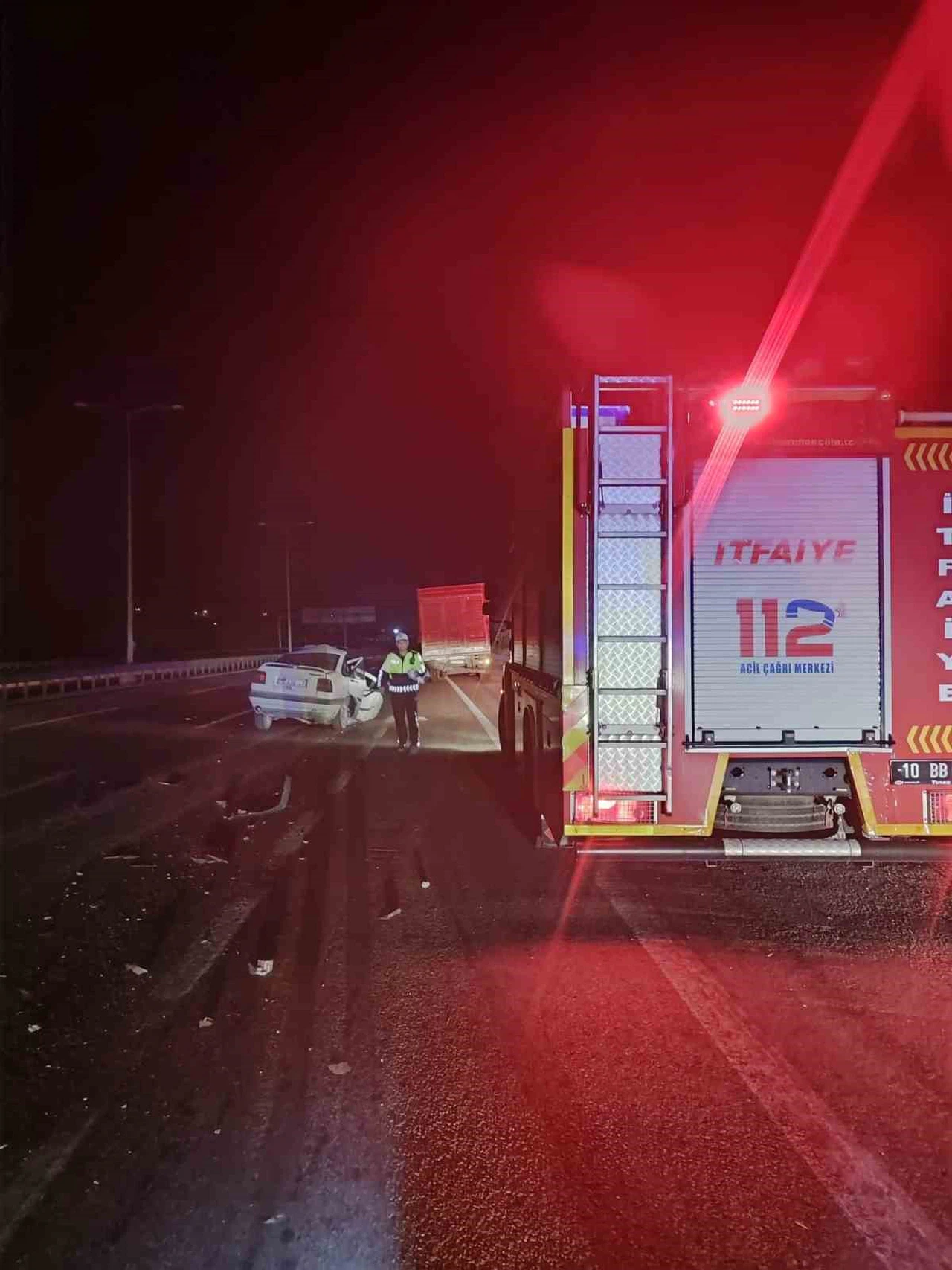 Susurluk yolunda feci kaza: Bir anlık hata can aldı!