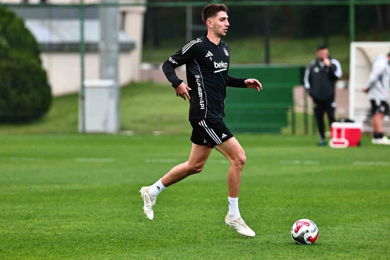 Sergen Yalçın’dan dikkat çeken hamle: Detaylar Karagümrük maçı öncesi merakı artırdı!